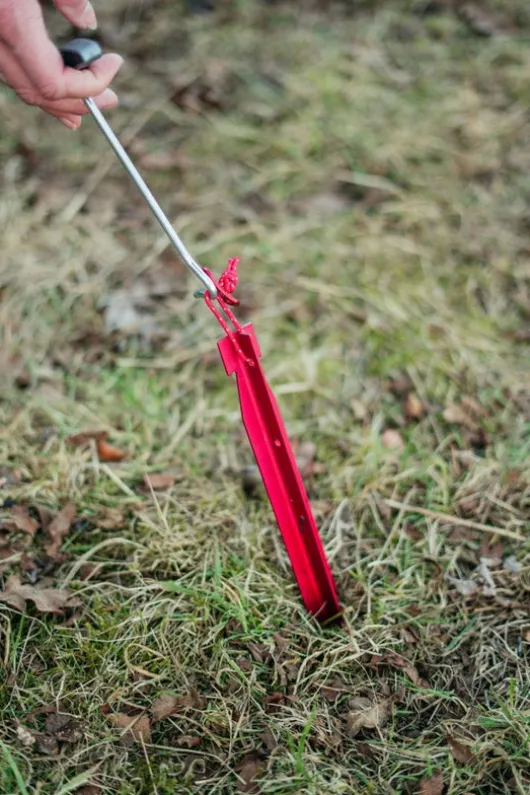 Blue Mountain Tent Peg Extractor