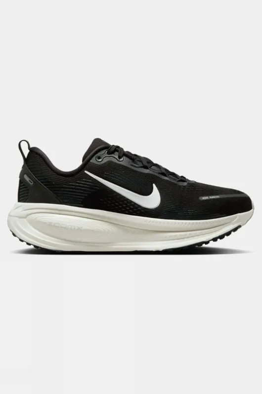 Nike Womens Vomero 18 Shoes