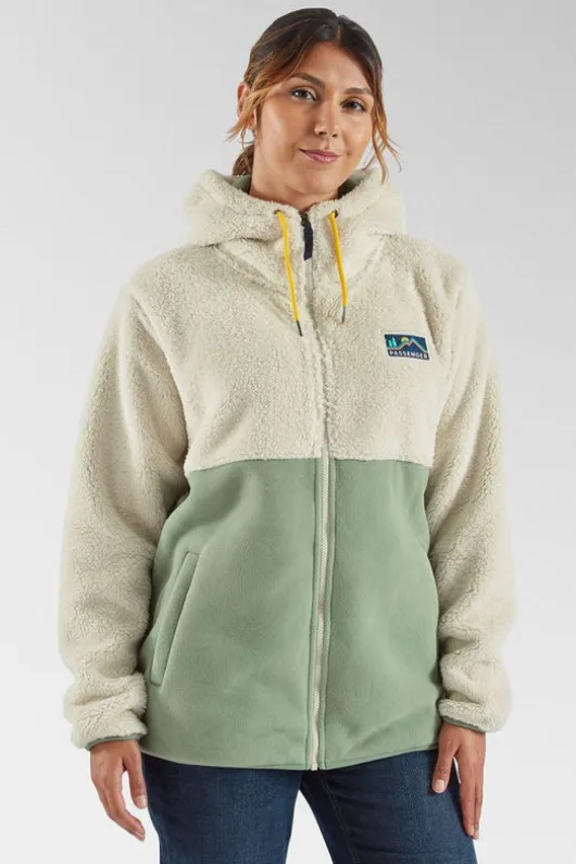Passenger Womens Nestling Recycled Polar-Lined Sherpa Fleece
