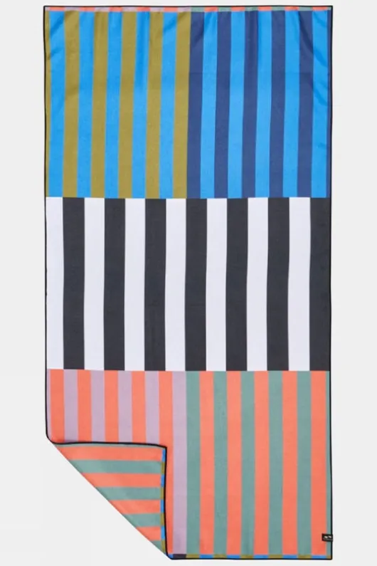 Slowtide Cannon Performance Quick-Dry Travel Towel